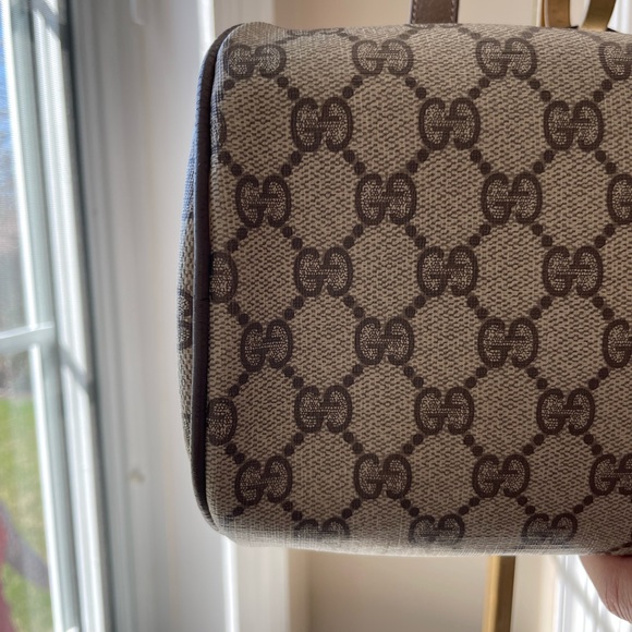 💗Vintage Gucci Barrel Bag - Picture 9 of 16